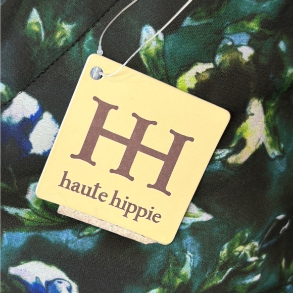 Haute Hippie NWT 100% Silk Maxi high low SLIT skirt, size 6🖤 - Picture 7 of 8